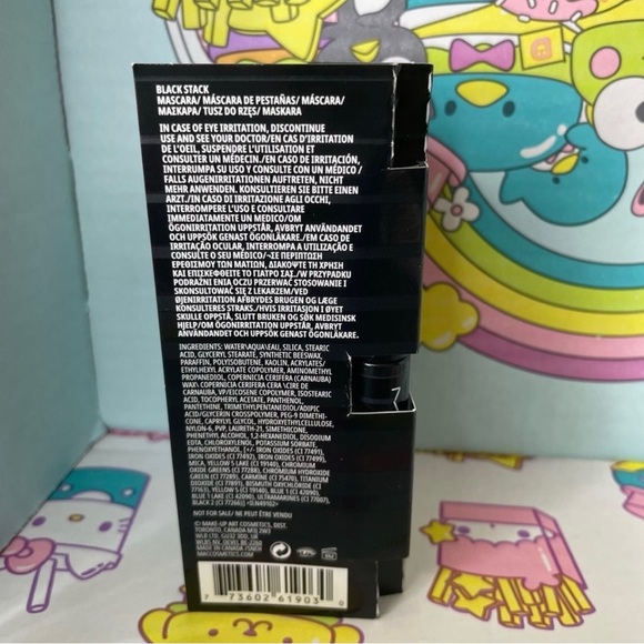 NWT (+FREE POUCH) MAC Makeup Bundle - Picture 6 of 13